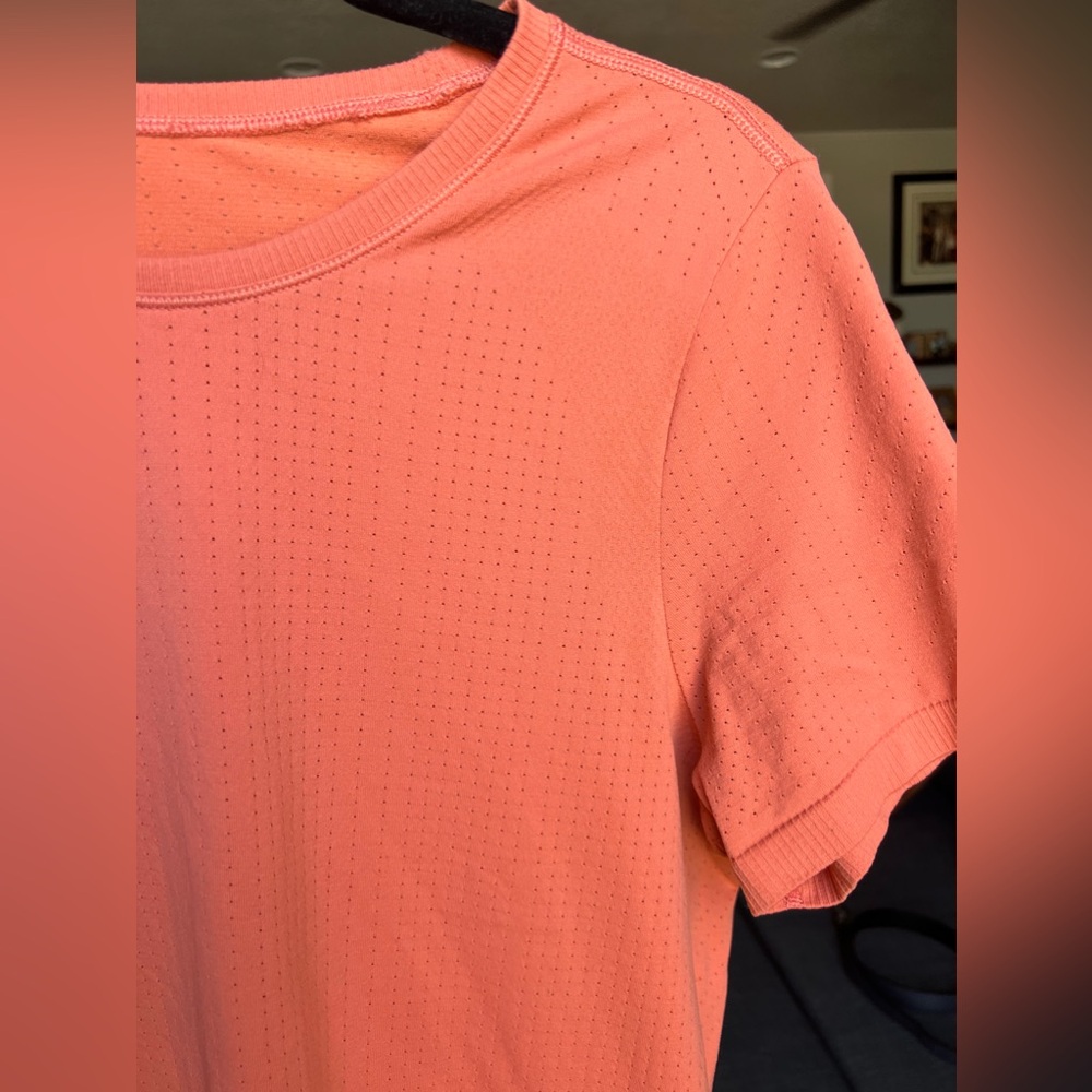 Athleta “In Motion” active tee (coral L) - Picture 3 of 3